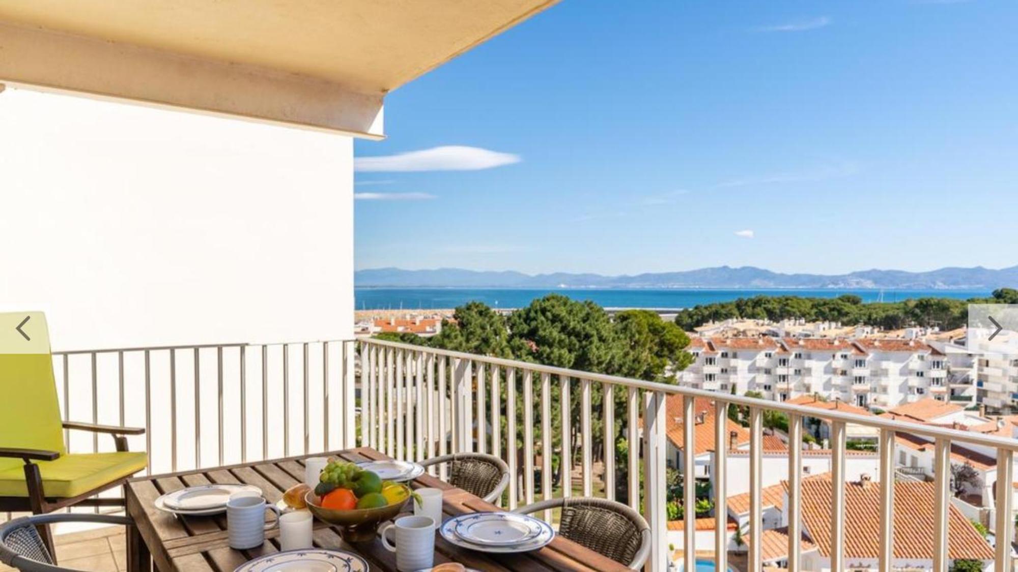 Orsa-Atico Con Vista Al Mar Y Piscina Leilighet L' Escala Eksteriør bilde