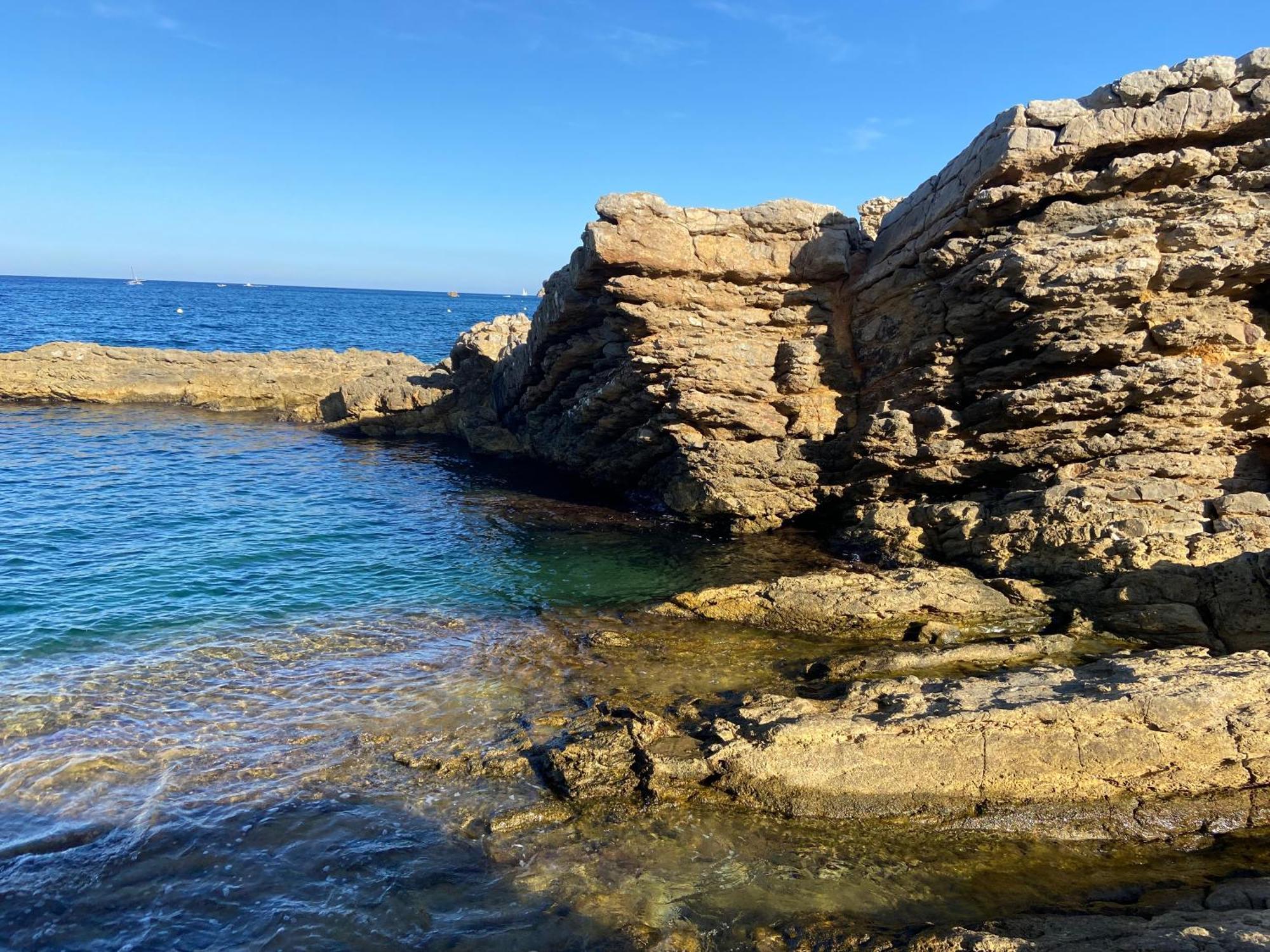 Orsa-Atico Con Vista Al Mar Y Piscina Leilighet L' Escala Eksteriør bilde